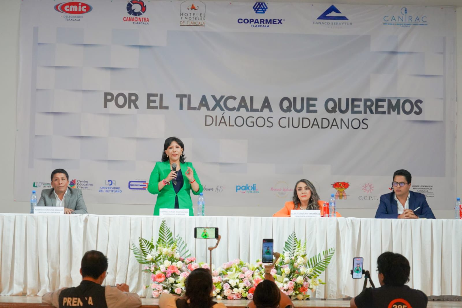 Anabell Ávalos refrenda su compromiso con la micro, pequeña y mediana empresa